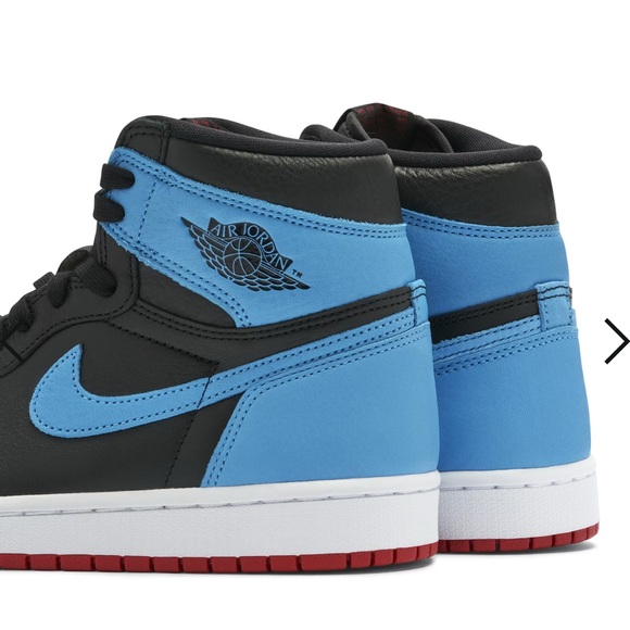 Nike Air Jordan 1 High OG "UNC to Chicago" women's sneakers. - Picture 10 of 10